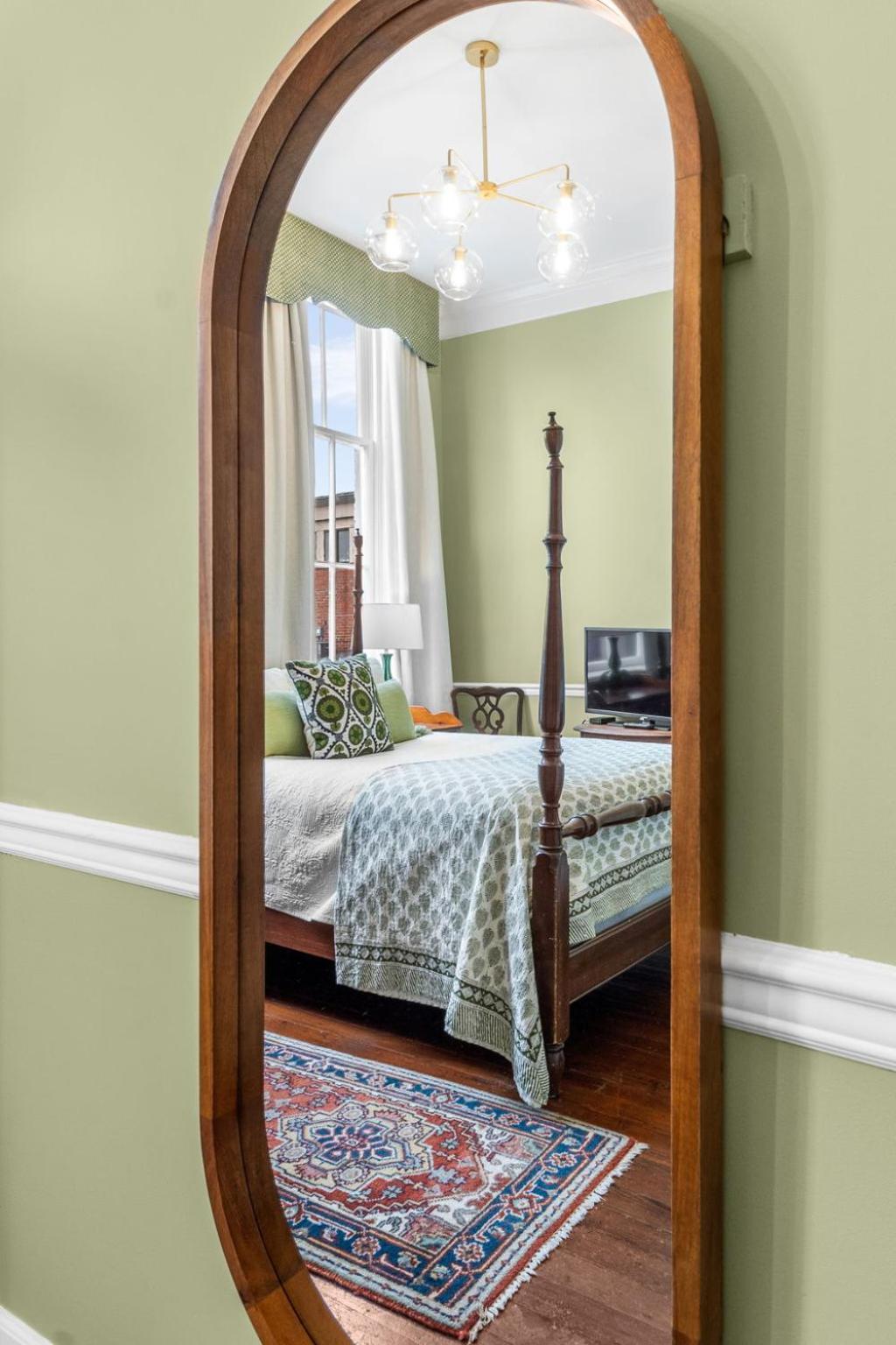 Leesburg Colonial Inn Екстериор снимка