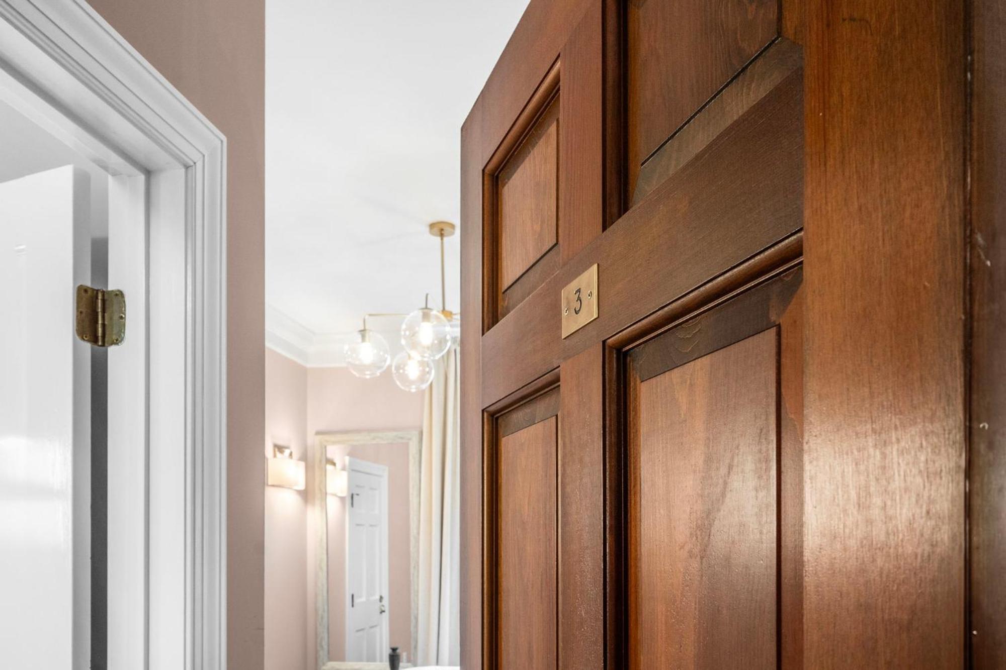 Leesburg Colonial Inn Екстериор снимка